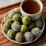 Bolitas energéticas de matcha con colágeno