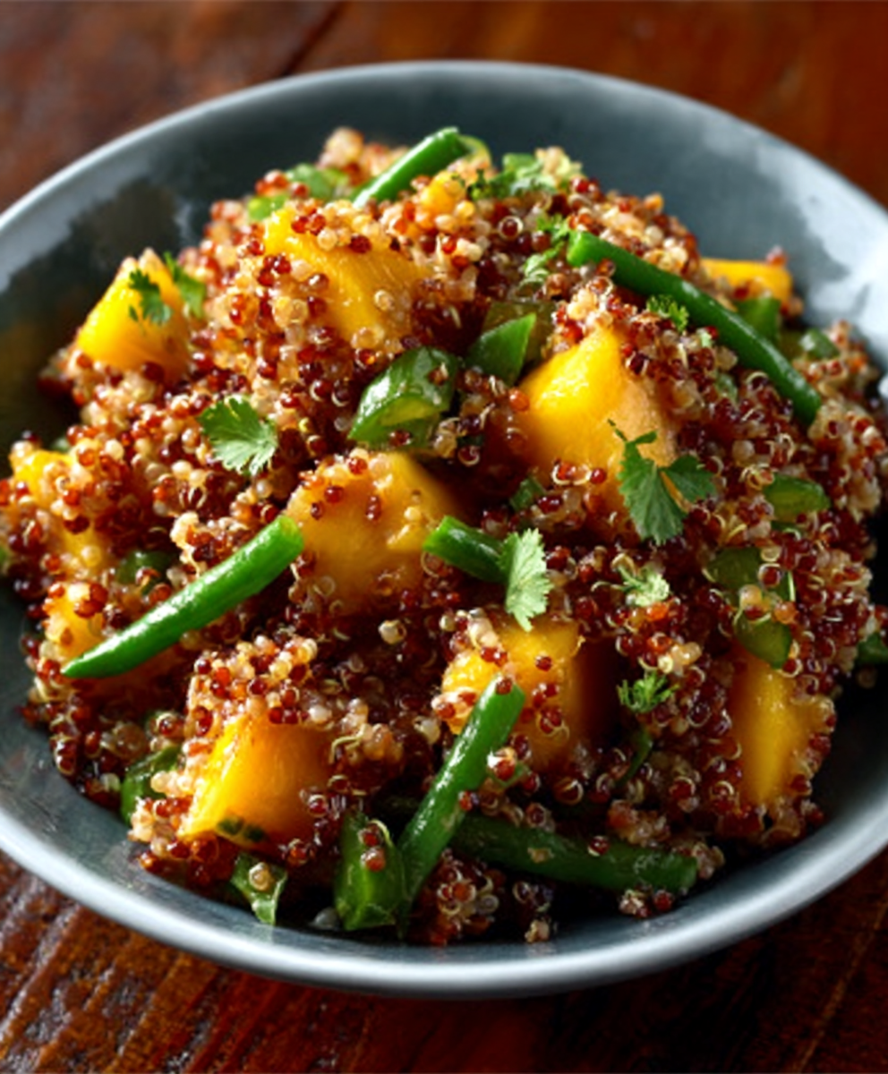 Ensalada de quinoa con mango y jengibre