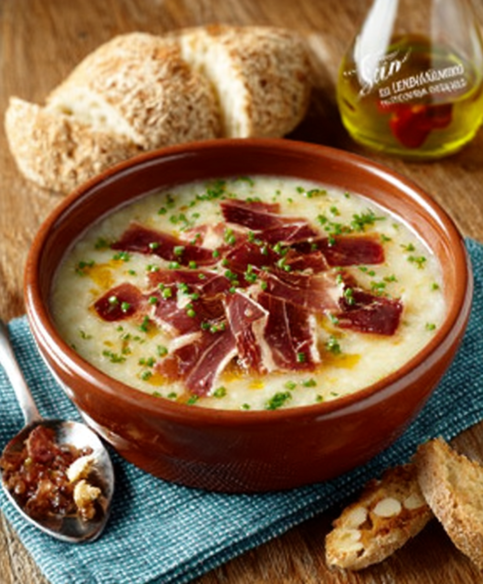 Sopa fría de melón y jamón ibérico para platos gourmet y ligeros