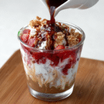 Latte helado de coco y fresa