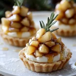 Tartaletas Navideñas de Manzana Caramelizada y Brie First Image First Image