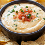 Dip Cremoso de Queso para Cada Ocasión