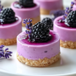 Mini Cheesecakes de Mora y Lavanda
