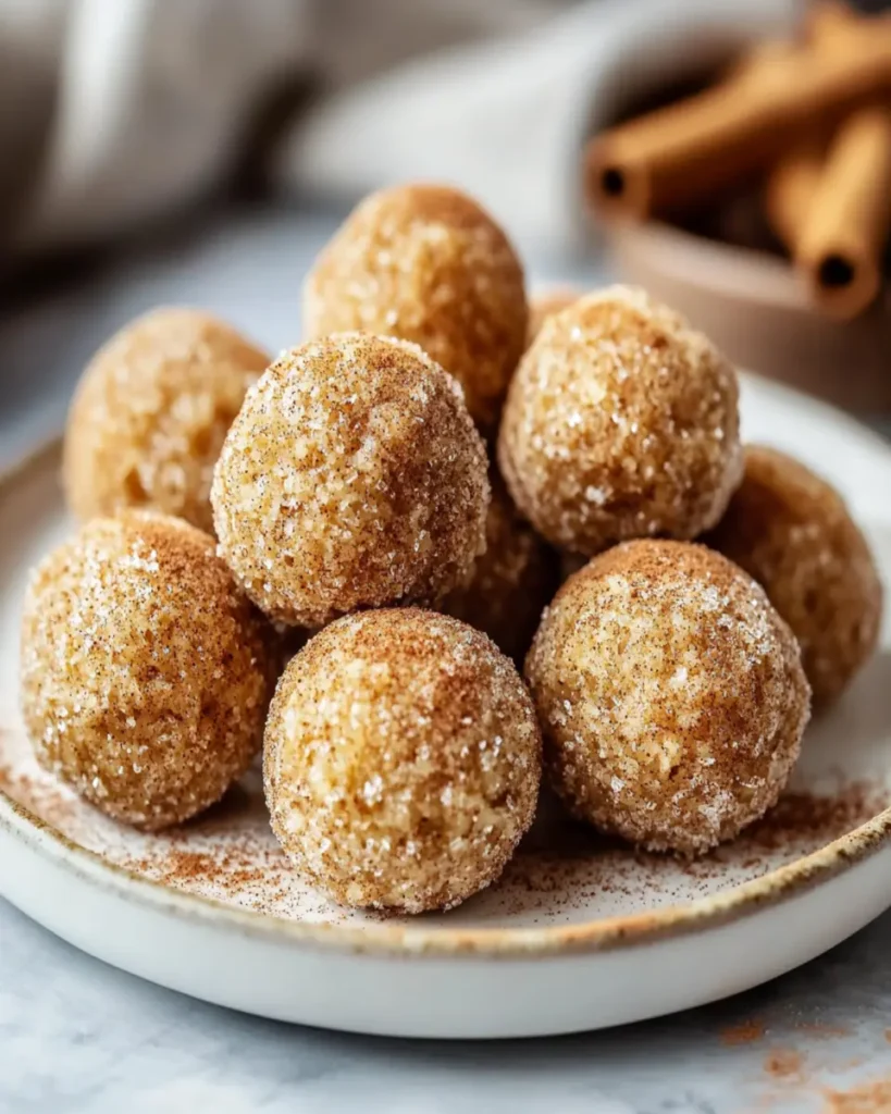 Bocaditos Energéticos de Snickerdoodle Sin Horno First Image First Image