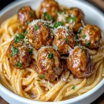 Pasta con Albóndigas de Pollo Jerk First Image First Image