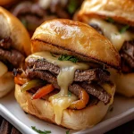 Mini sándwiches de cheesesteak al estilo Philly First Image First Image