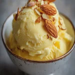 Helado de Azafrán y Miel con Almendras Tostadas First Image First Image